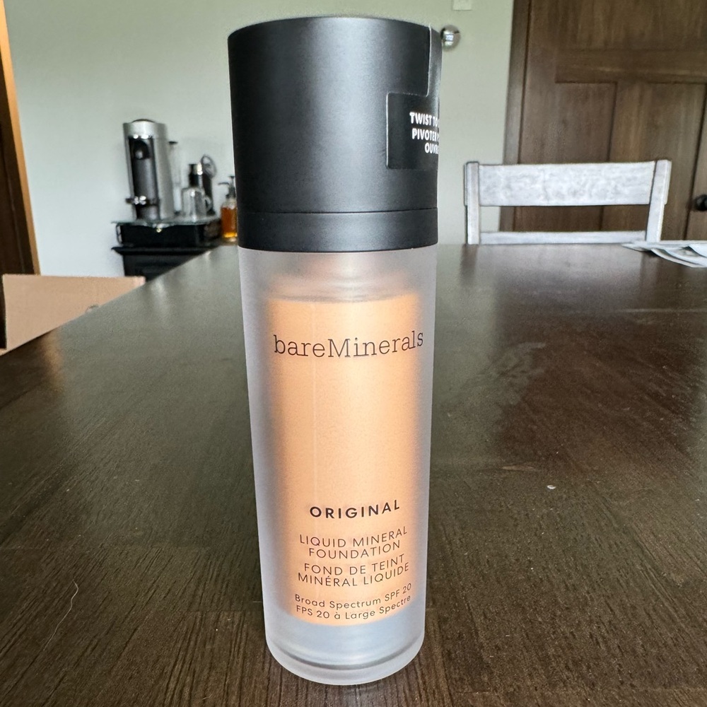 Bare minerals original liquid mineral foundation